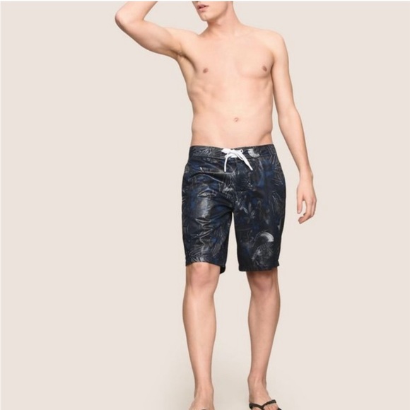 A/X Armani Exchange Tropical Floral Swim Shorts Swim Trunks Size XXL Men’s - Picture 1 of 16